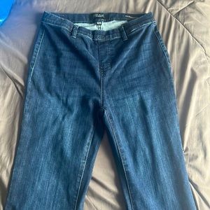 Judy Blue Pull on Super Flare NWOT